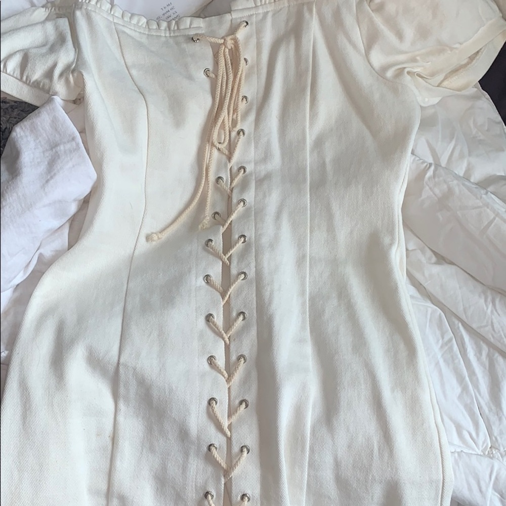 Nanamacs white lace up dress!